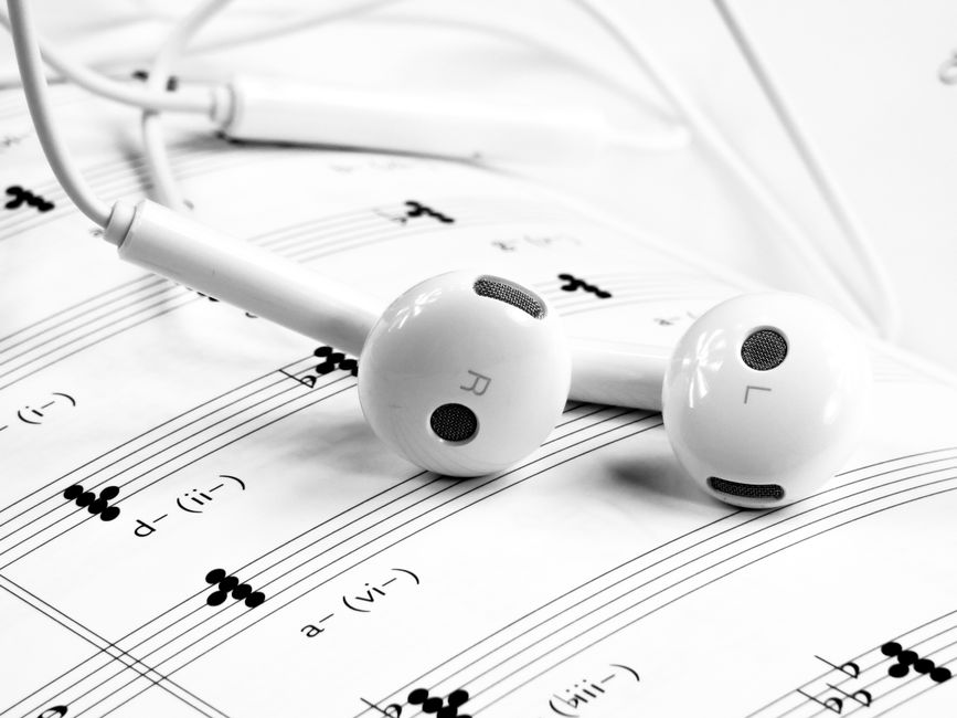 How to Choose the Right Headphones