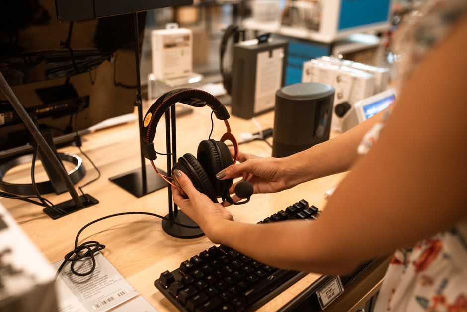 How to Choose the Right Tech Accessories