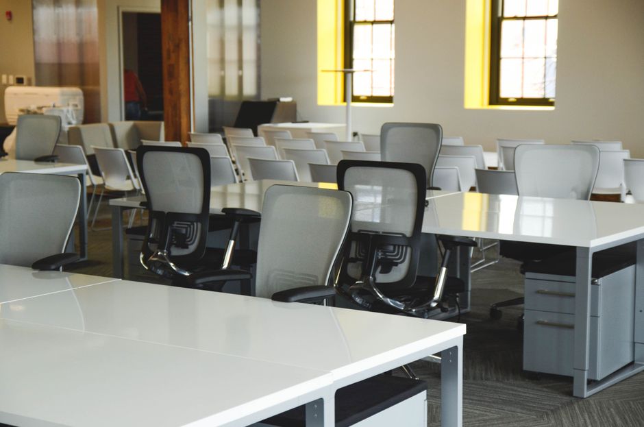 How to Choose the Right Office Chair